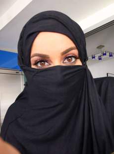 TeamSkeet (HijabHookup) - Victoria June - Discreet Hijab Love Affair