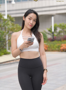 520mojing - 35494 - Lili - Beauty in Black Yoga Pants 1