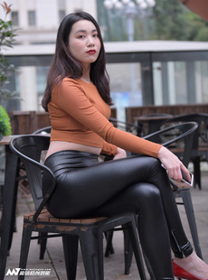 520mojing - 27818 - Red High Heels, Tight Leather Pants, Brown Clothes, Beautiful Model Photo Album